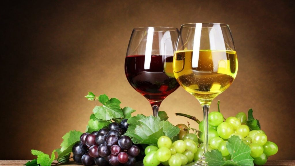 choosing wine glasses